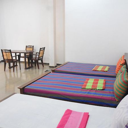 Green Mart Family Rest أنرادابورام المظهر الخارجي الصورة