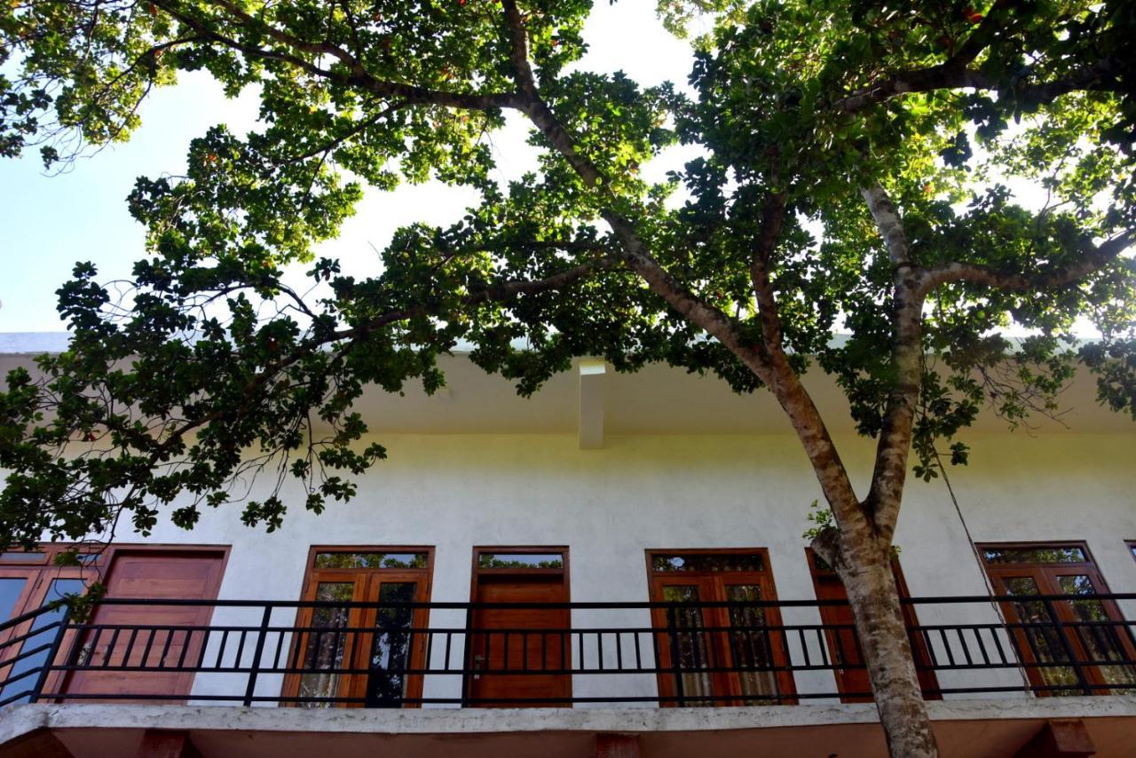Green Mart Family Rest أنرادابورام المظهر الخارجي الصورة