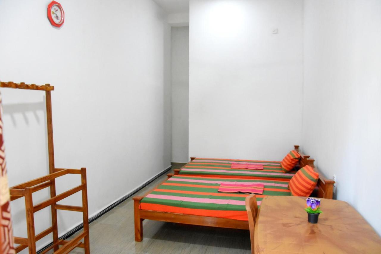 Green Mart Family Rest أنرادابورام المظهر الخارجي الصورة