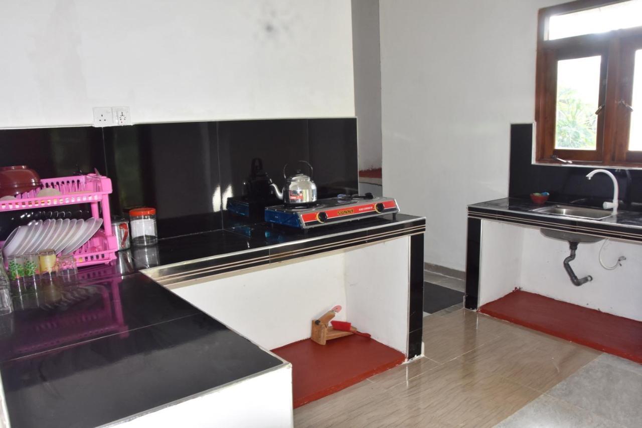 Green Mart Family Rest أنرادابورام المظهر الخارجي الصورة