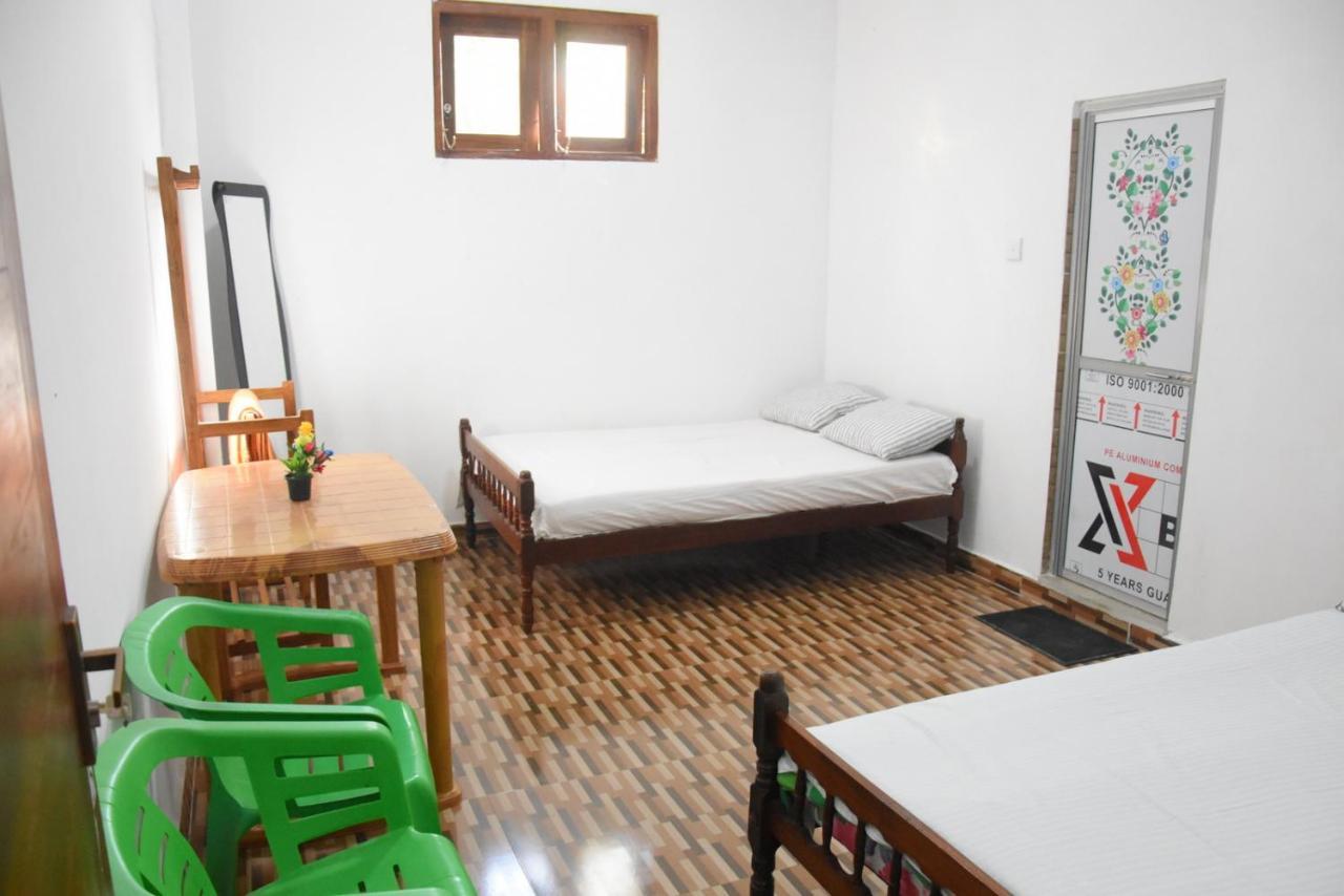 Green Mart Family Rest أنرادابورام المظهر الخارجي الصورة